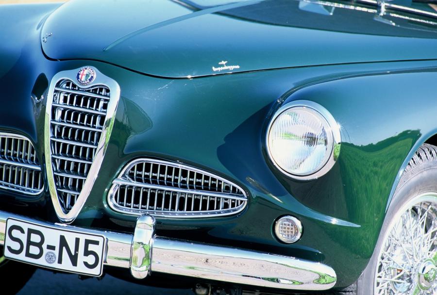 Детали экстерьера Alfa Romeo 1900 Sprint (1484) 1951 года  (фото 4 из 11)
